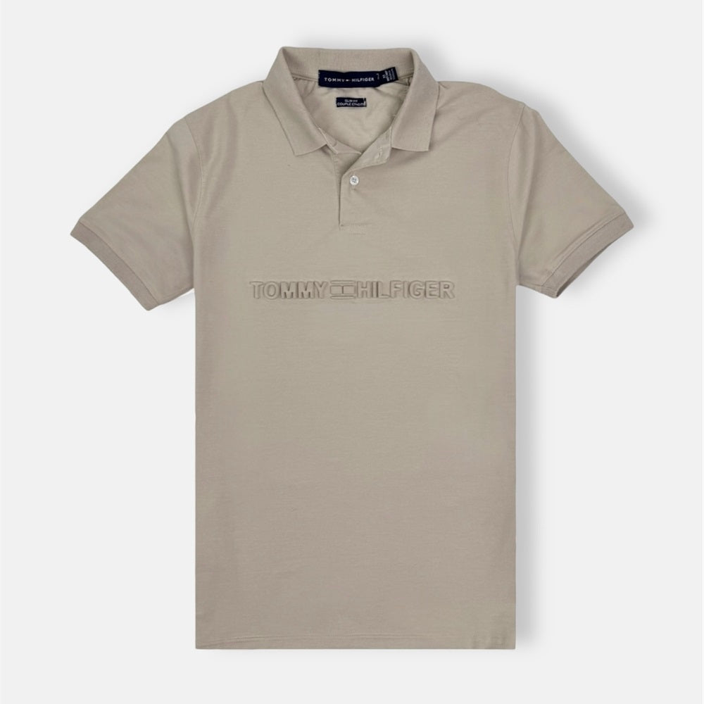 TH PREMIUM EMBOSSED LOGO POLO SHIRT (STONE)